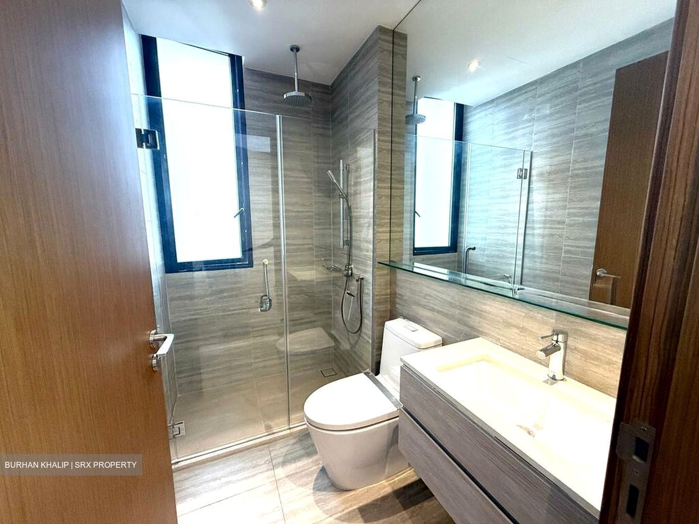 Sunrise Avenue (D28), Terrace #503523681